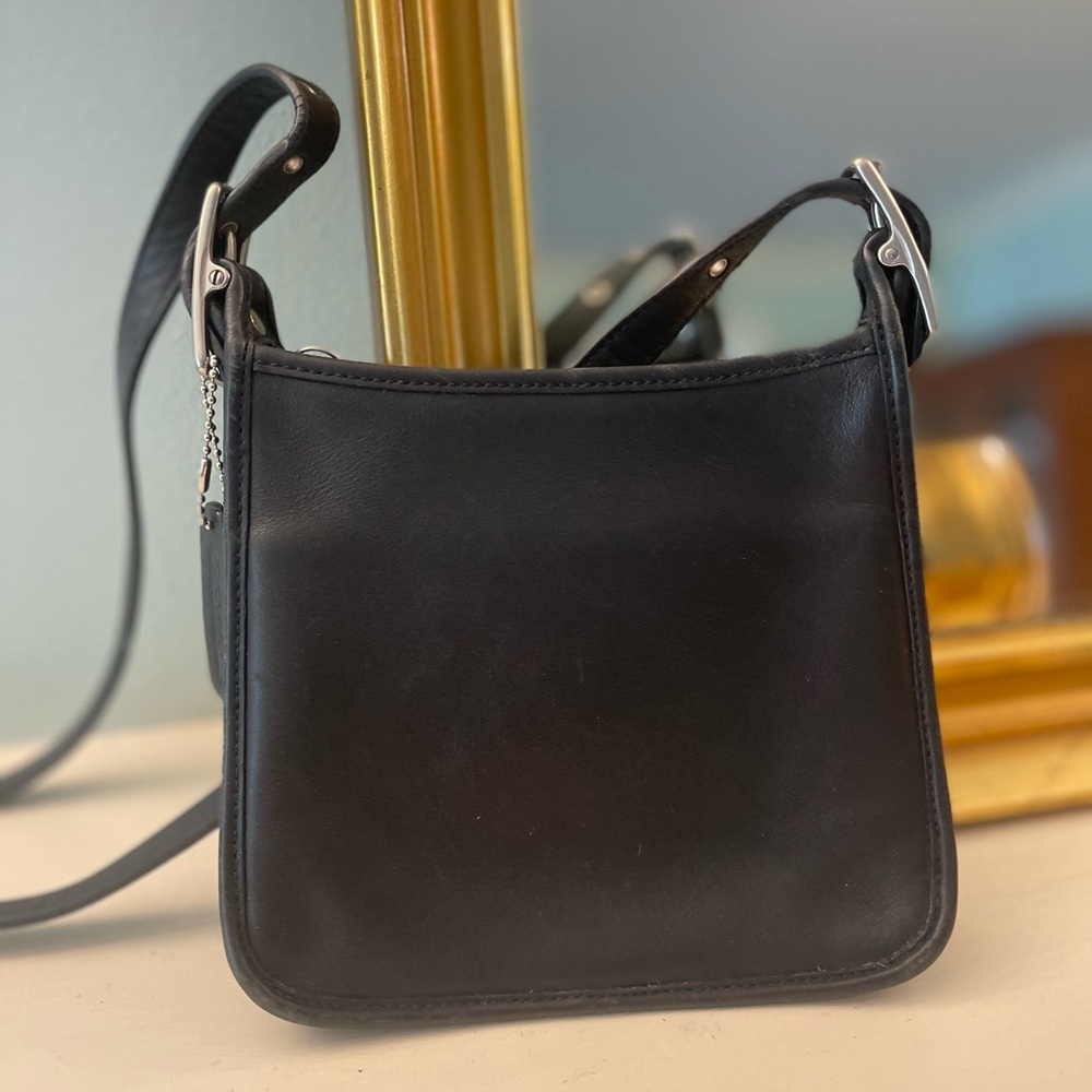 Vintage black Coach crossbody bag